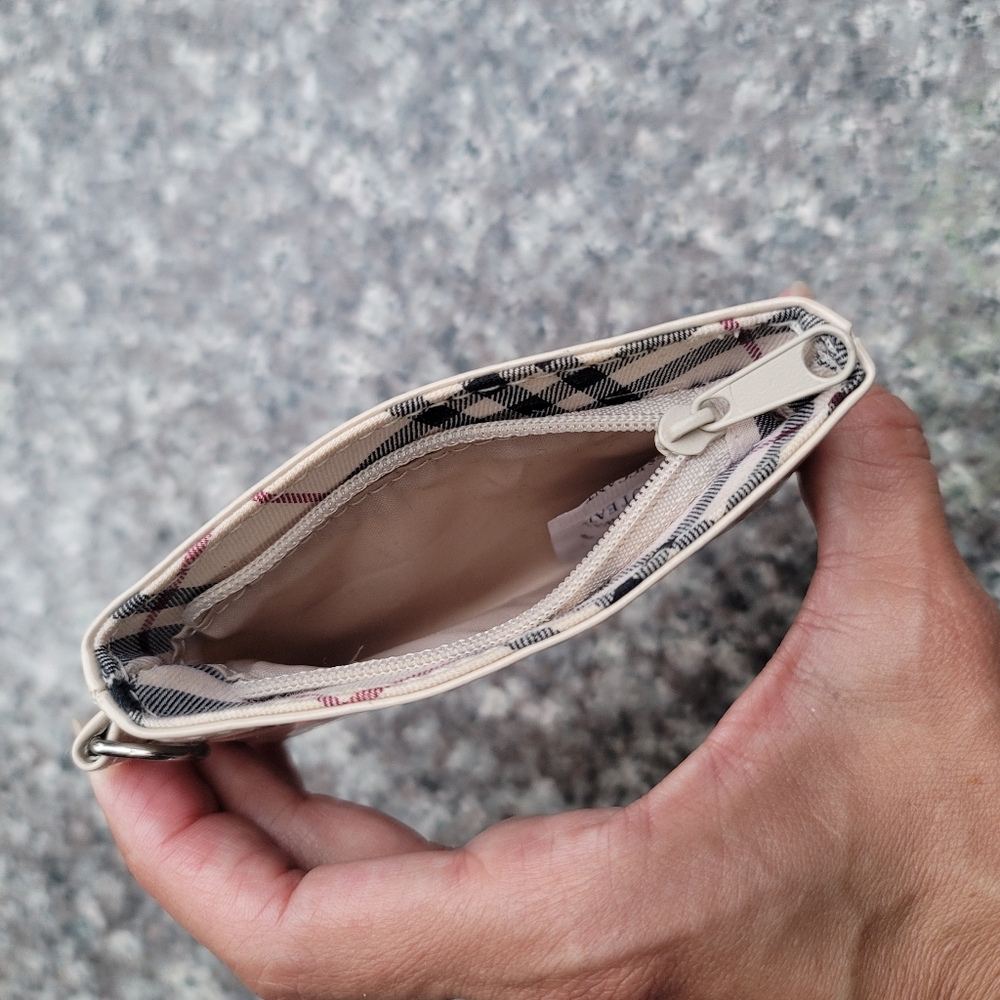 Burberry Fragrances pouch - Picture 6 of 9